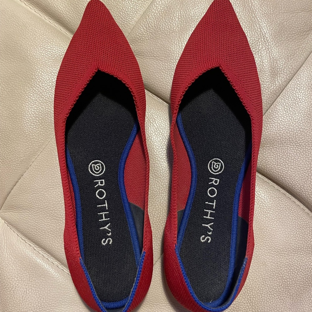 Red Rothy’s “The Point” shoes